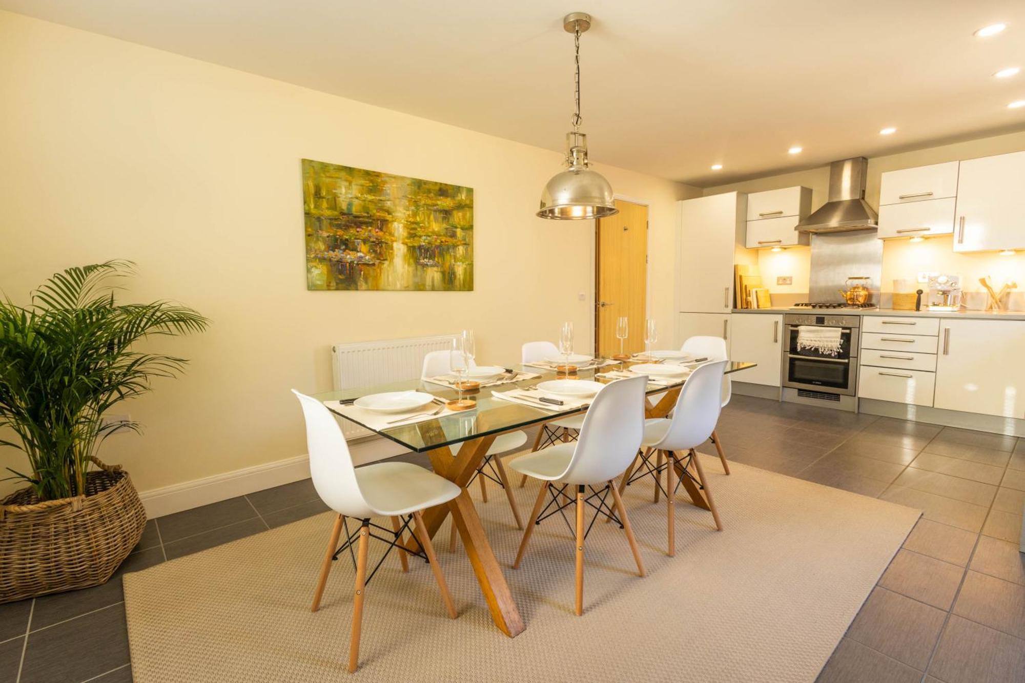 The Wellness Lodge- Gym, Table Tennis, Cinema, Parking And More! Bath Luaran gambar